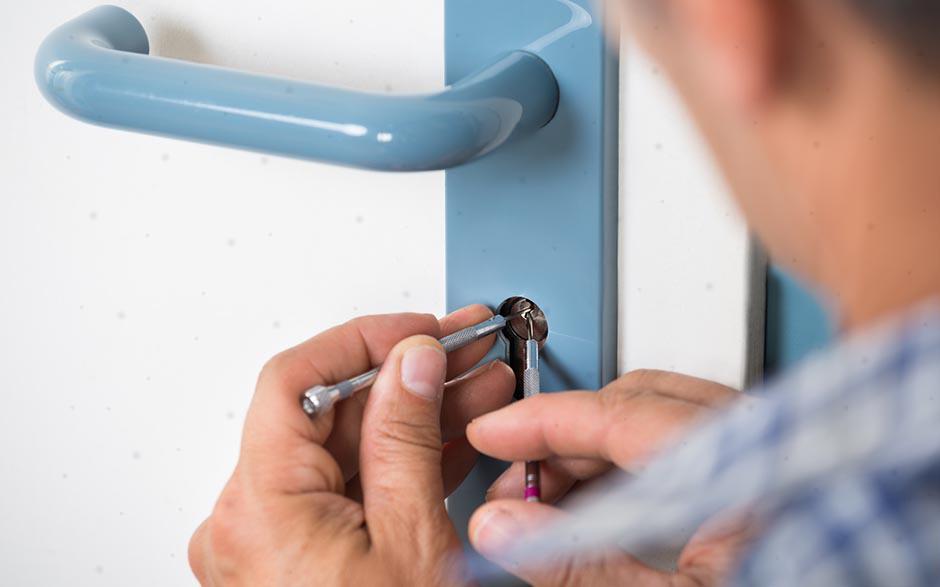 dépannage serrure porte Auriol